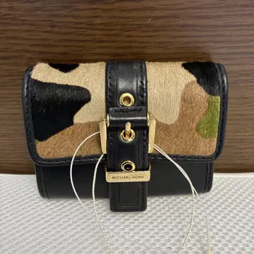 새상품 MICHAEL KORS 3단 폴더형 지갑 카모플라쥬 블랙
