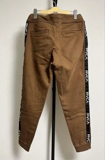 RVCA 루카 맨투맨 사이드 라인