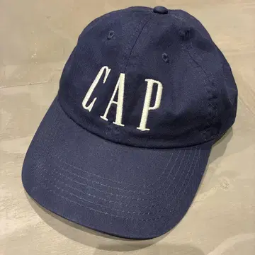byeA. CAP 네이비 GAP