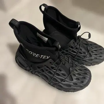 Merrell GORE-TEX 블랙 스니커즈