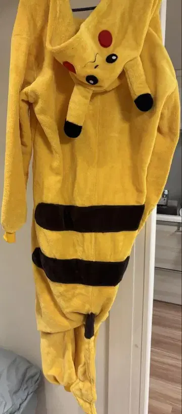 피카츄 성인용 인형옷 파자마