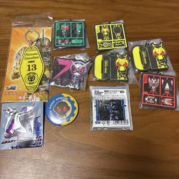 가면라이더 러버 스트랩 메탈 참 캔뱃지 키링