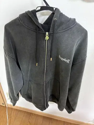 SUPPLIER 지퍼 후드티