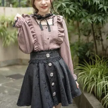 로지타 패턴 비쥬 프릴 스커트 블랙 미니 기장