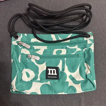 marimekko 플라워 패턴 사코슈