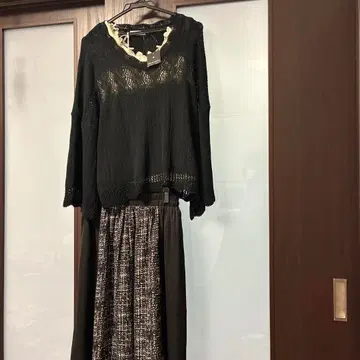 오즈온 컴플렉스 블랙 니트 V넥 세트