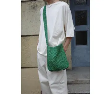 crepuscule / lloomm 별주 Knit Shoulder Bag