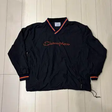 Champion 블랙 V넥 트레이닝복 L