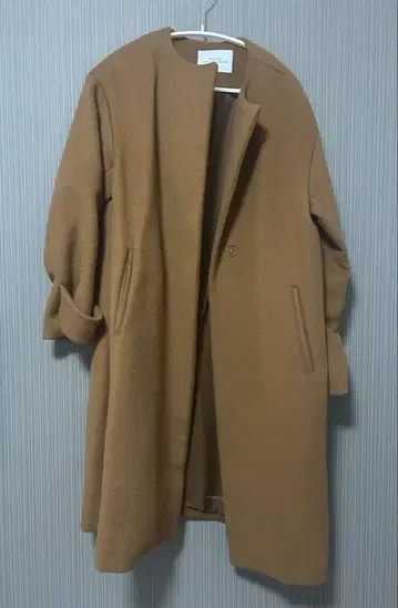 그린 레이블 릴랙싱 노카라 롱 코트 카멜
