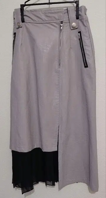 Whip Staff 변형 플리츠 스커트
