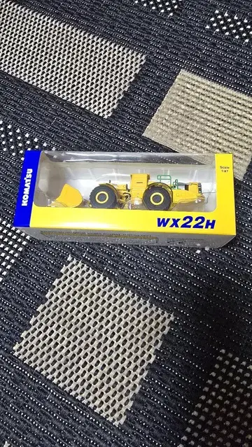 KOMATSU WX22H 미니어처 트랙터