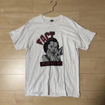 FACT VOLCOM 콜라보 T셔츠 L 사이즈