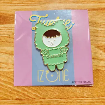 IZ*ONE LESSERAFIM 채원 핀 배지