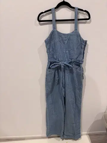gyda 제이다 살로펫
