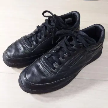 리복 올블랙스 가죽 스니커즈 26.5cm