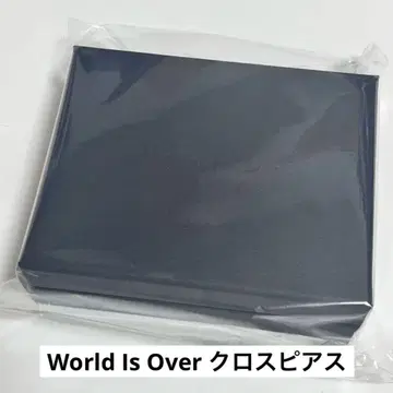 World Is Over 크로스 귀걸이 (세카와 후카세) 새상품