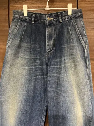 graphpaper selvage denim two tuck pants
