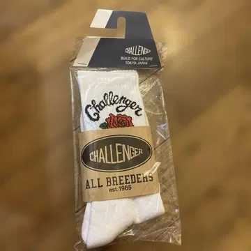 CHALLENGER/ROSE SOCKS/WHITE