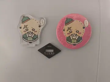 [ 치이카와 ] 치이카와 호텔 홀로그램 캔뱃지 아크릴 스탠드 랏코 2점