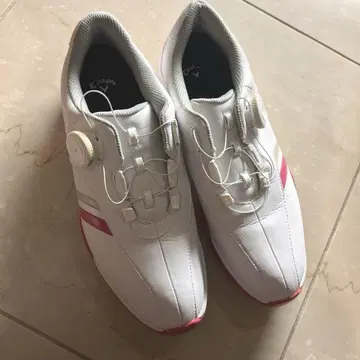 새상품급 캘러웨이 여성용 골프화 24cm