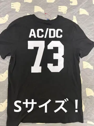 초레어 S! AC/DC x H&M 콜라보 T셔츠 블랙