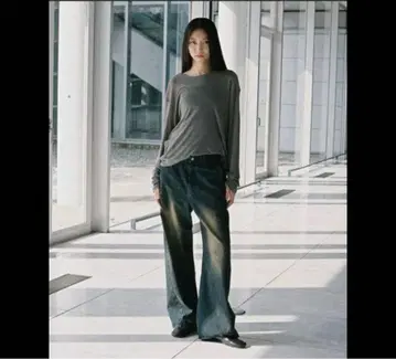 CURVED FLARE DENIM SLACKS 데님 팬츠