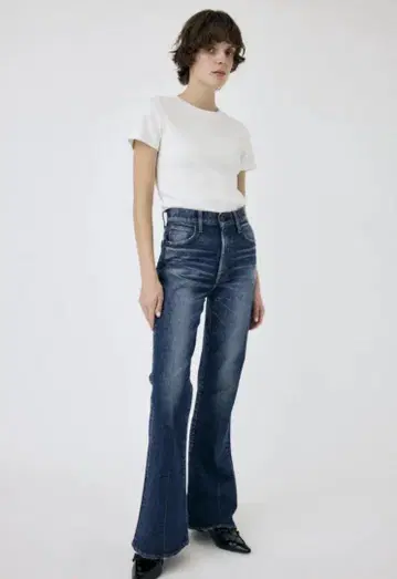 MOUSSY MVS D/BLU FLARE 24인치