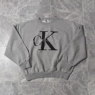 Calvin Klein 캘빈클라인 로고 맨투맨 트레이닝복