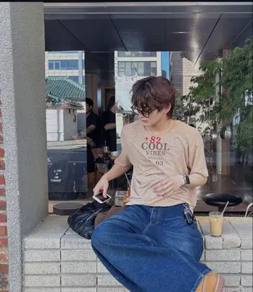 베이지 프린트 빅 T셔츠