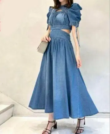 스위칭 데콜테 오픈 원피스 snidel