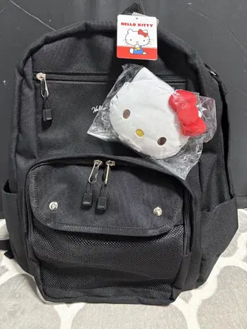 헬로키티 백팩