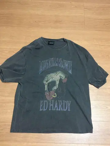 Ed Hardy 피그먼트 가공 T셔츠 차콜 반팔 M 사이즈