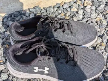 언더아머 차지 2 러닝화 27.5cm