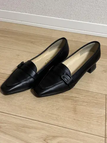 BRUNATE 펌프스 26cm