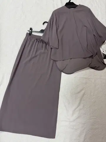 이번 시즌 셋업 투모로우랜드, 두지엠 클라세, 루 쉘 블루, 이에나