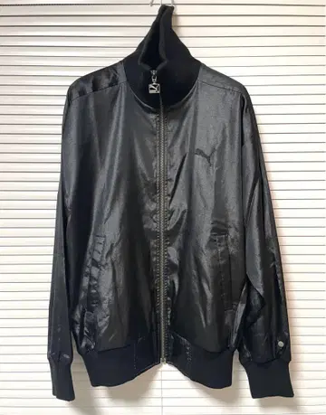 [ 새상품급 ] PUMA 나일론 자켓 올 블랙 M 사이즈