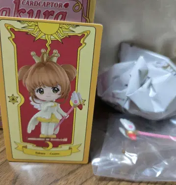 POP MART 카드캡터 사쿠라 Crown