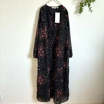 스트리 롱 원피스 새상품 쉬폰 긴팔 꽃무늬 빅 사이즈 sztori