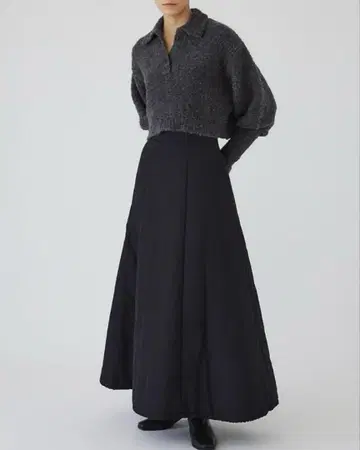 새상품급 RIM.ARK Boucle short knit 완판템 24AW