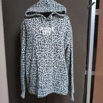 레오파드 무늬 UNKNOWN CITY 후드티