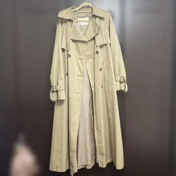 Grace Class 베이지 트렌치코트