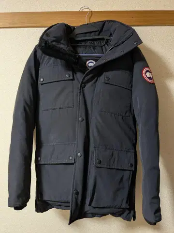 Canada Goose 블랙 다운 자켓 XS/TP