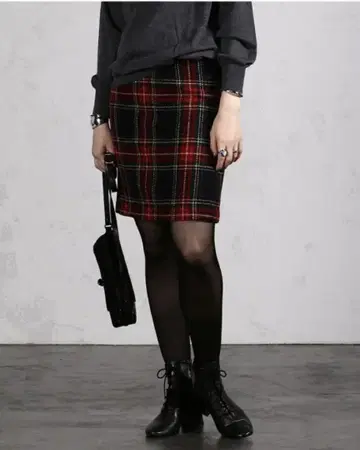 BEAMS LIGHTS / HARRIS TWEED 사다리꼴 스커트
