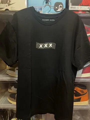 god selection xxx 블랙 T셔츠