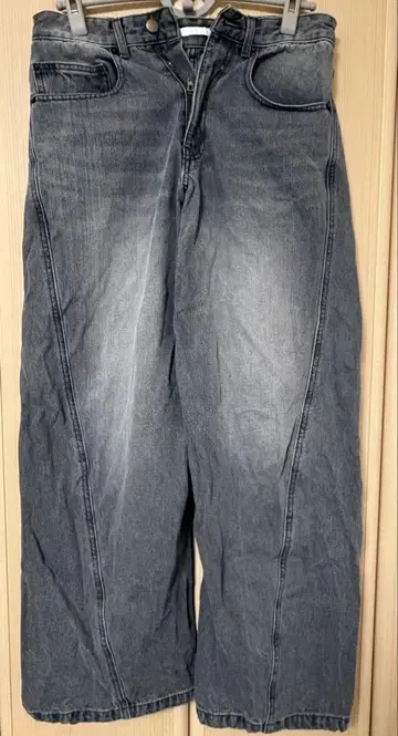 WYM LIDNM VINTAGE WASHED CURVED DENIM