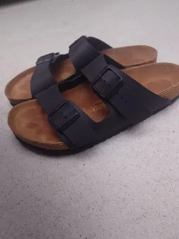 Birkenstock 블랙 샌들 43