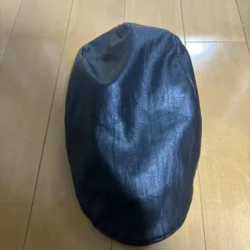 블랙 가죽 헌팅 모자