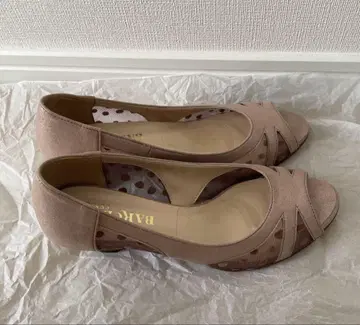 버클레이 펌프스 22.5cm