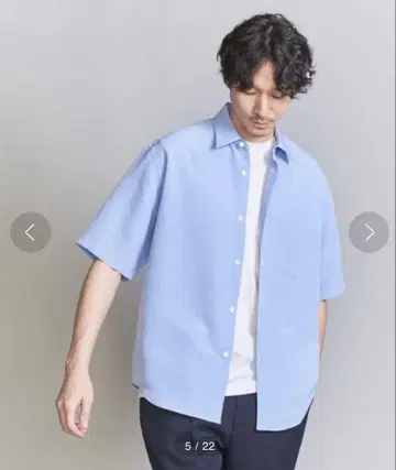실키 터치 레귤러 폼 테이퍼드 셔츠 사이즈 M 블루