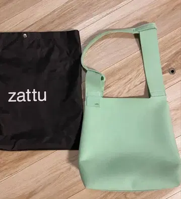 zattu 콘크 백 그린 콘크